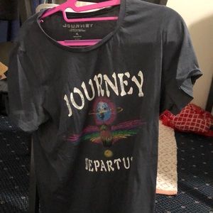 Journeys tshirt- xl